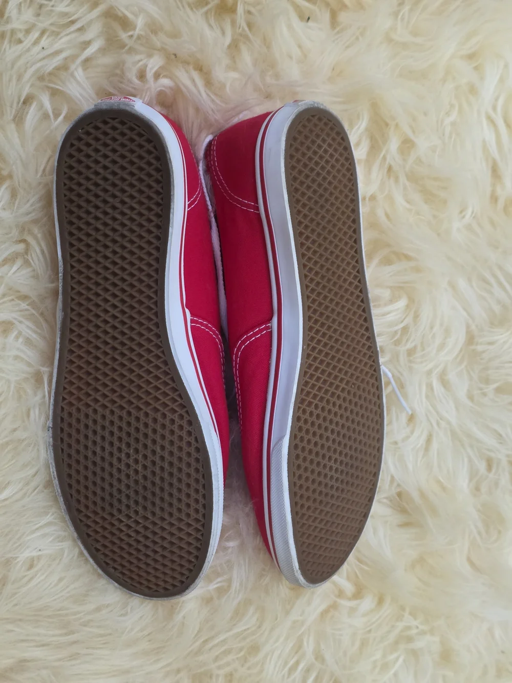Vans Red Canvas Low-Top Sneakers with White Laces Men's 7 Like New